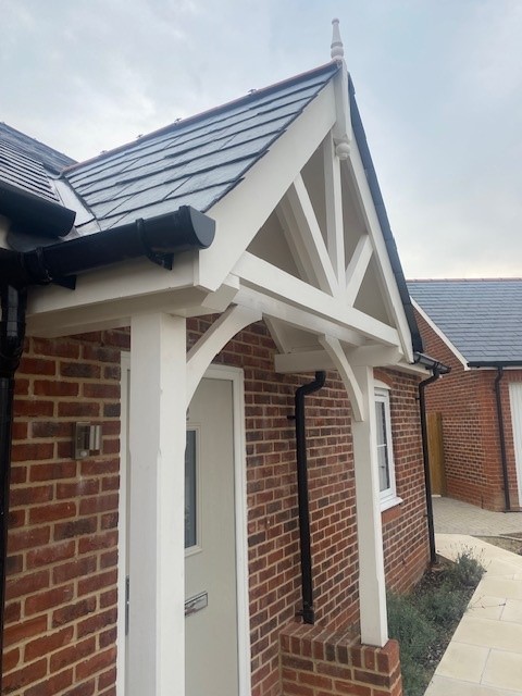 rafter version with finials